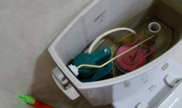 马桶水位调节视频